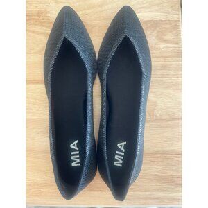 MIA Kerri Flat (Women) size 8